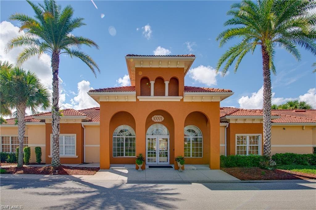 8895 Via Isola CT, FORT MYERS FL 33966-41