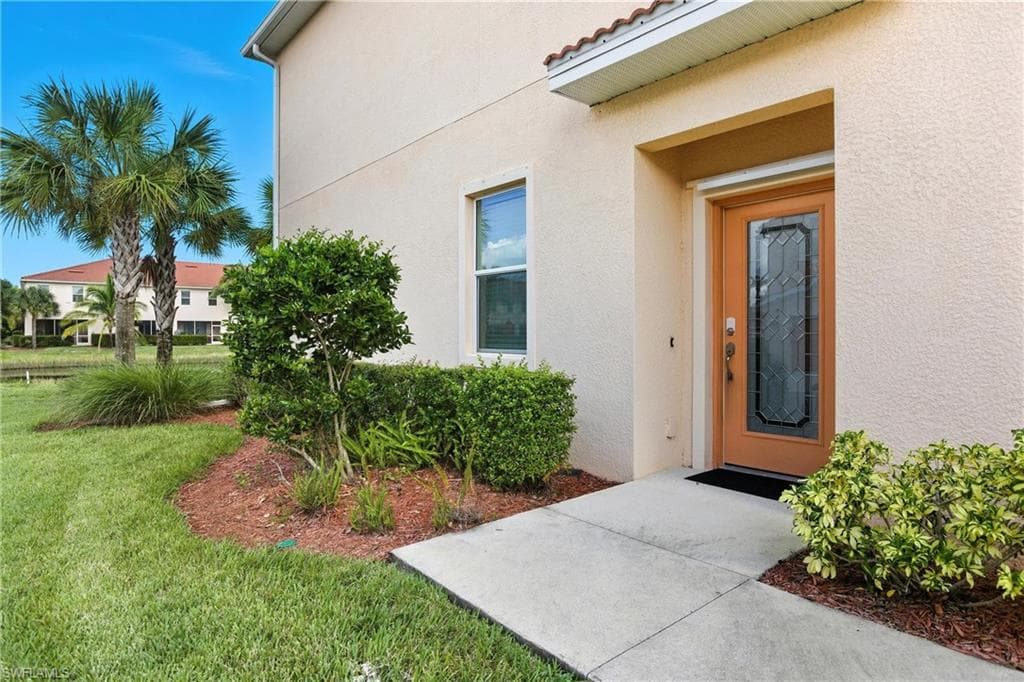 8895 Via Isola CT, FORT MYERS FL 33966-3