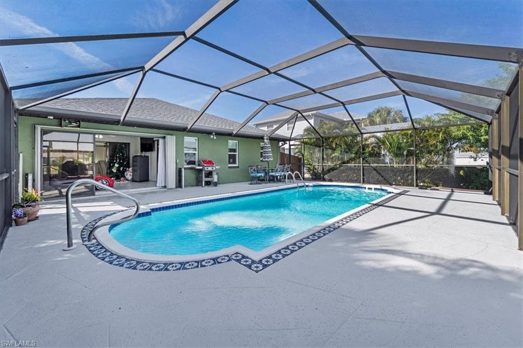 2132 Barbados AVE, FORT MYERS FL 33905-34