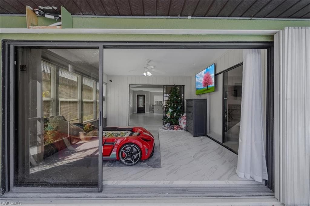 2132 Barbados AVE, FORT MYERS FL 33905-32