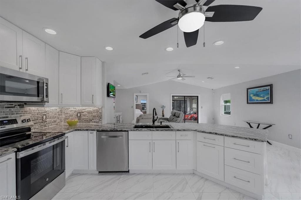 2132 Barbados AVE, FORT MYERS FL 33905-10