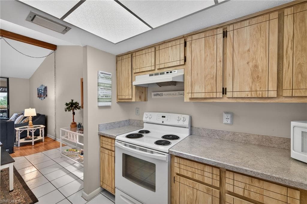 15770 Windward Way CIR # 2204, FORT MYERS FL 33908-10