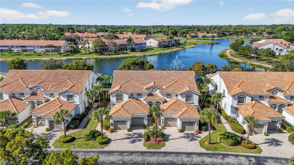 6837 Sterling Greens DR # 201, NAPLES FL 34104-1