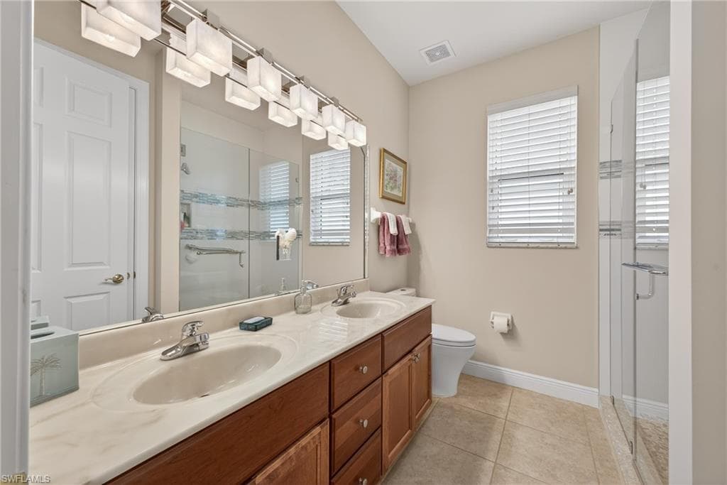 8839 Largo Mar DR, ESTERO FL 33967-21