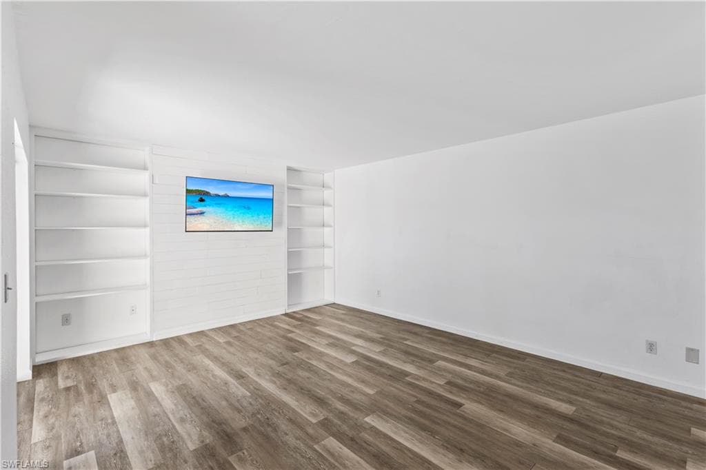 4001 Sandlewood LN # 4, FORT MYERS FL 33907-11