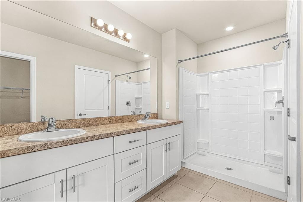 18524 Cronin Sand LN, NORTH FORT MYERS FL 33917-14