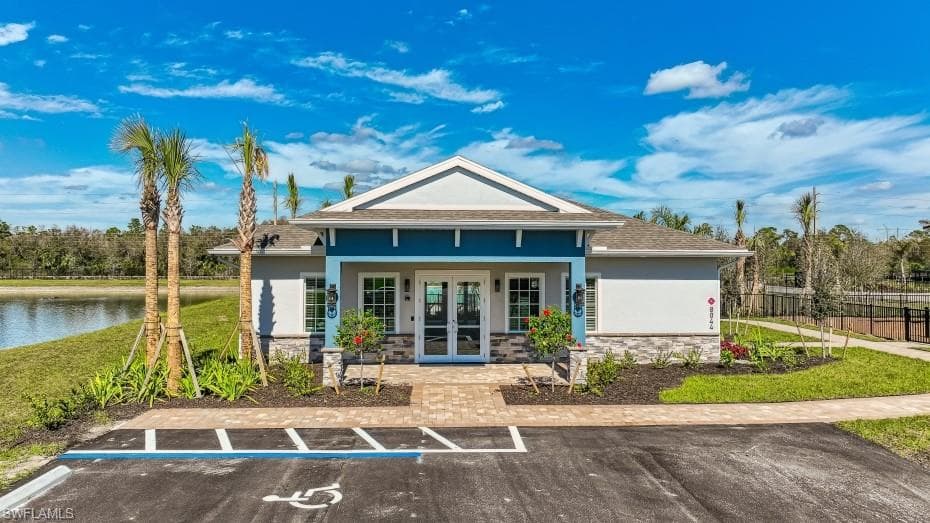 8327 EVERLY PRESERVE DR, LEHIGH ACRES FL 33971-2