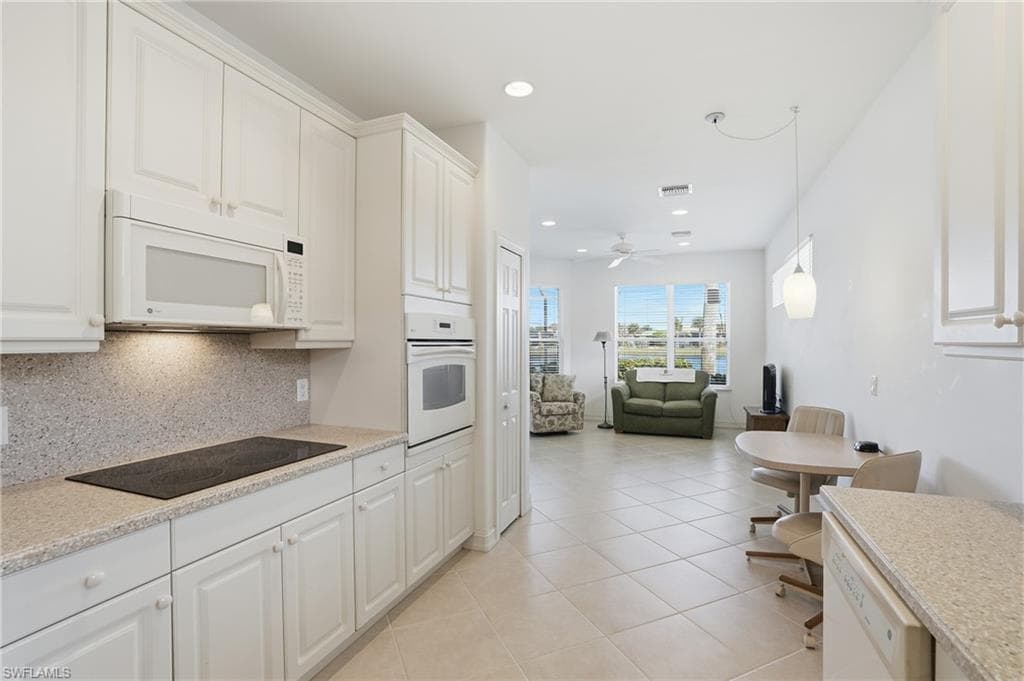 10537 Bella Vista DR, FORT MYERS FL 33913-4