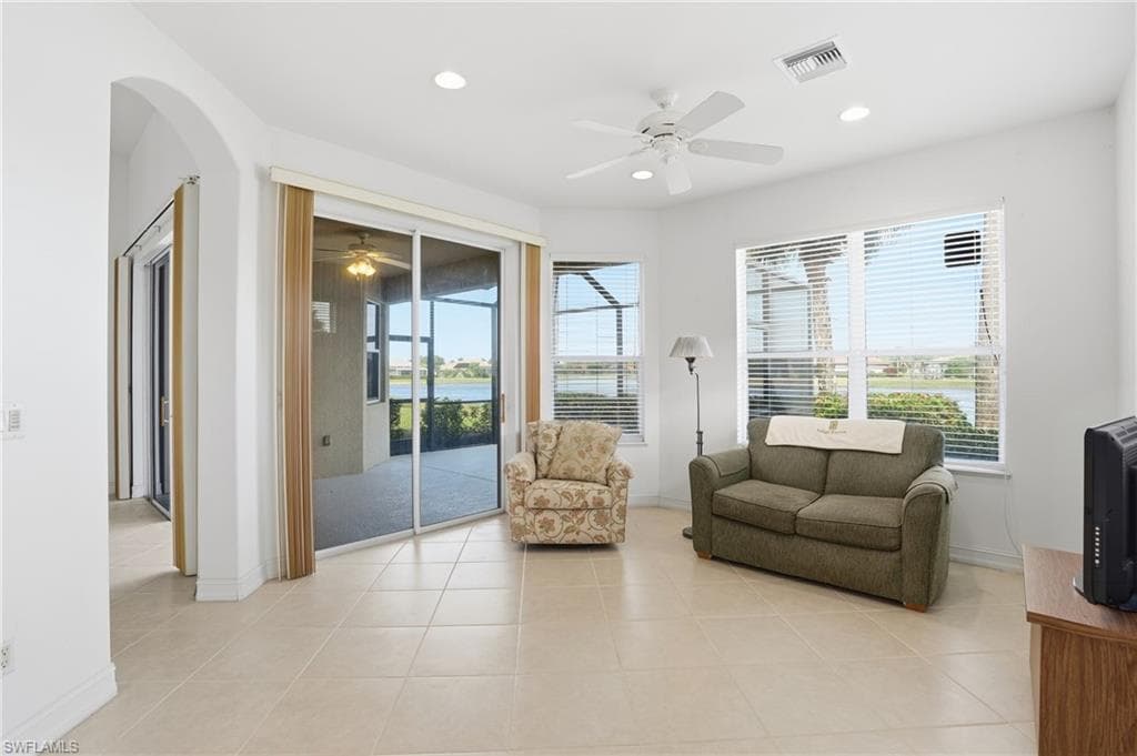 10537 Bella Vista DR, FORT MYERS FL 33913-3