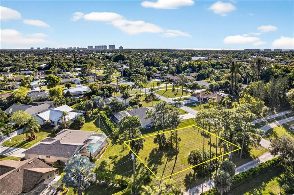 28195 Meadowlark LN, BONITA SPRINGS FL 34134-5