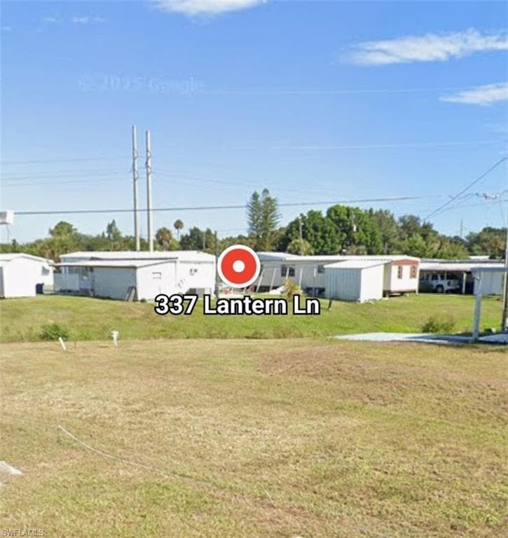 337 Lantern LN, NORTH FORT MYERS FL 33917-1