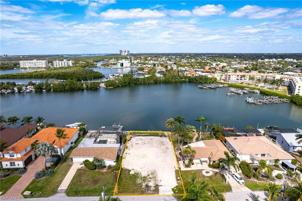 251 6th ST, BONITA SPRINGS FL 34134-1