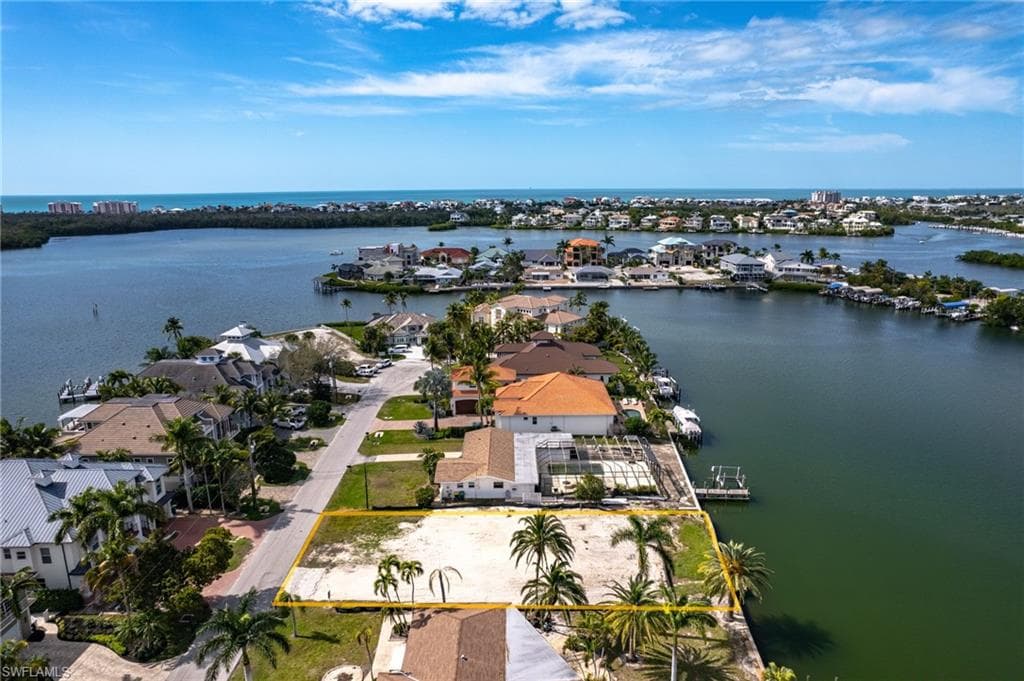 251 6th ST, BONITA SPRINGS FL 34134-5