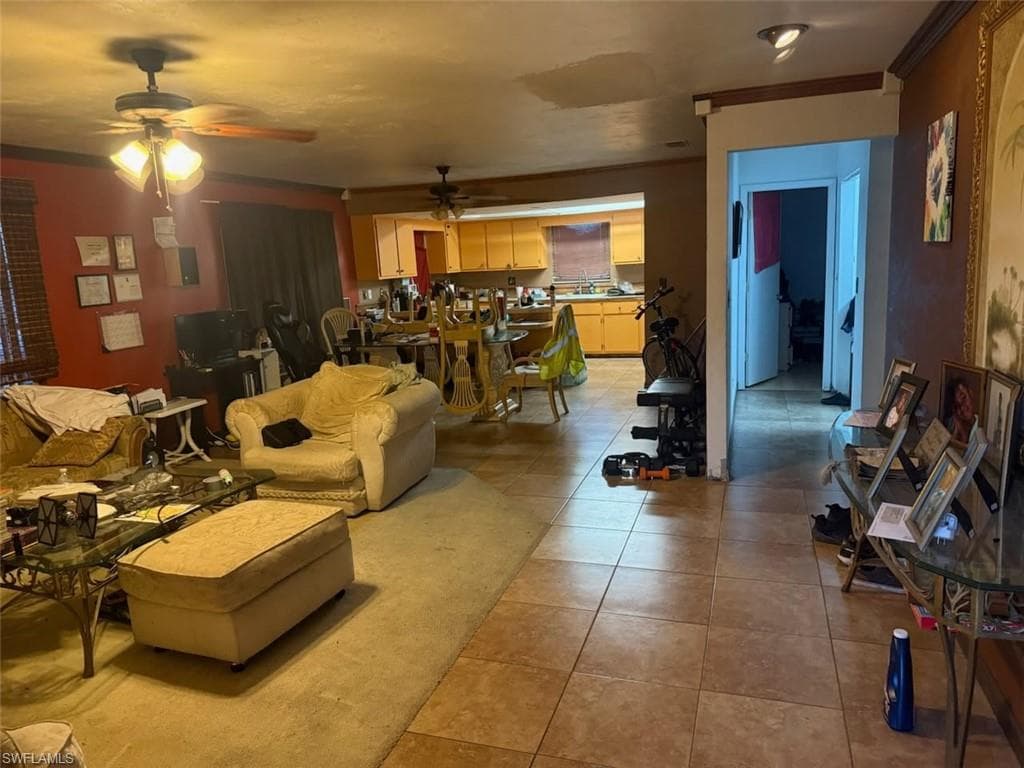 1569 Maple DR, FORT MYERS FL 33907-1