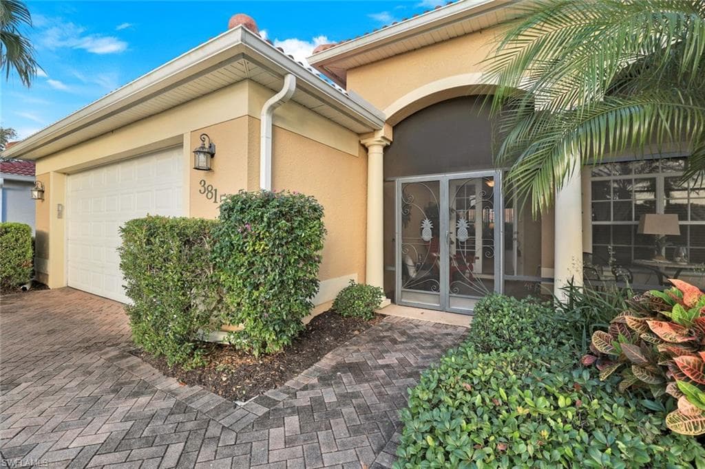 3815 Recreation LN-2