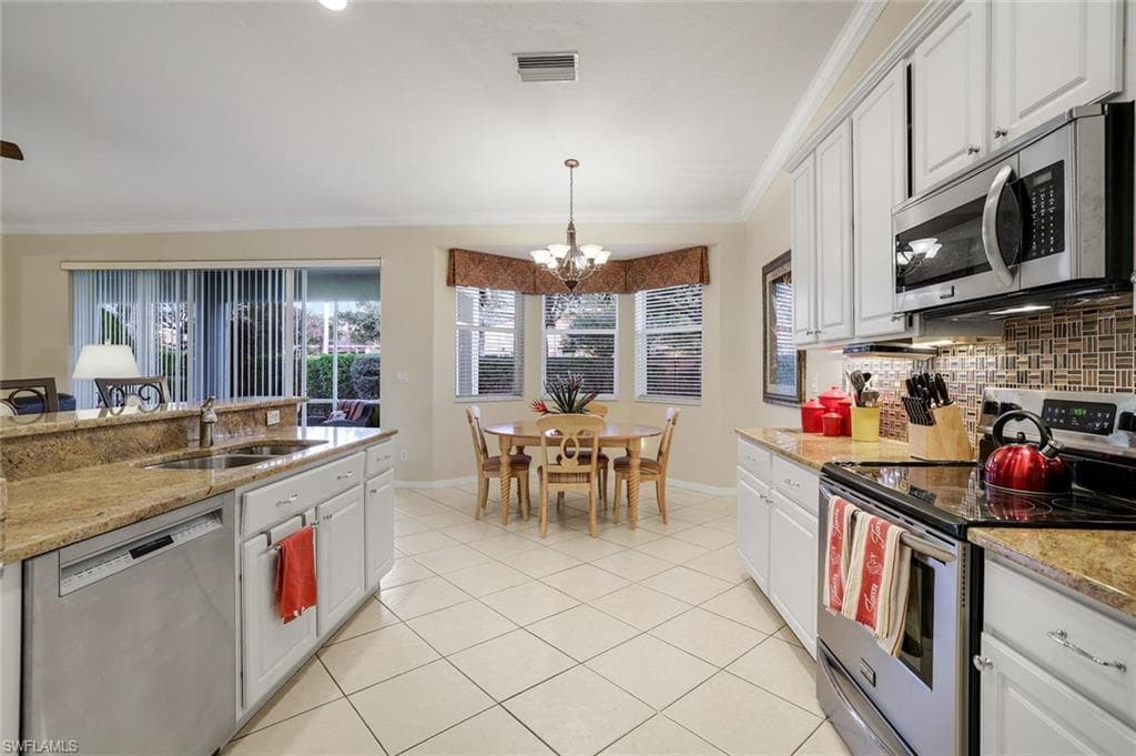 3815 Recreation LN-9