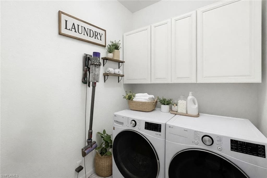 4698 Abaca CIR, NAPLES FL 34119-23