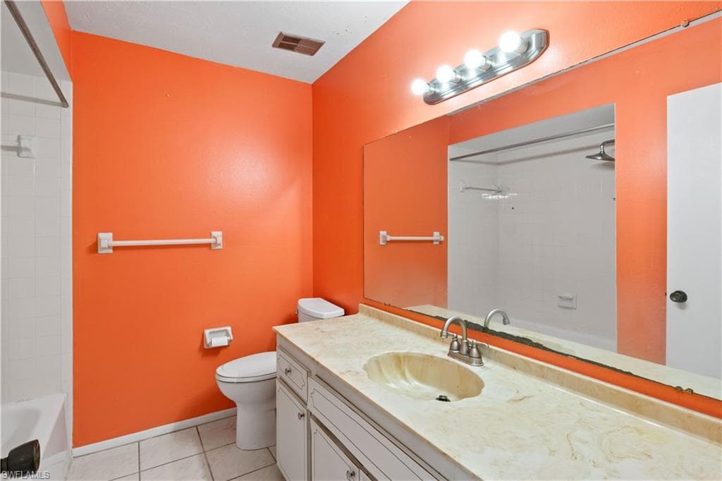 3906 SE 11th PL # 601, CAPE CORAL FL 33904-21