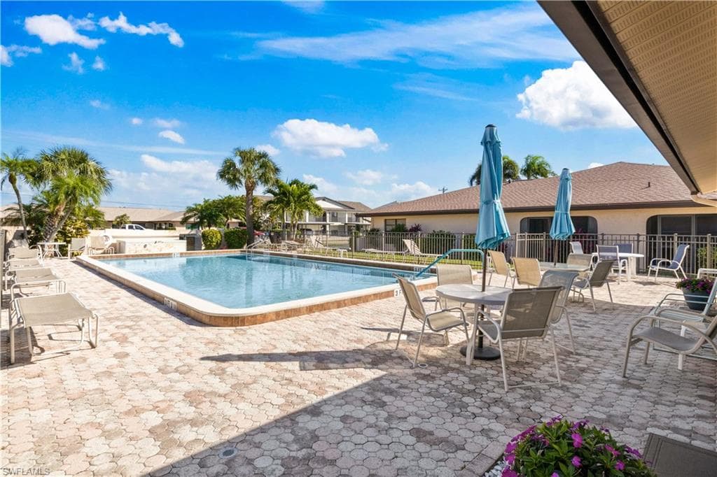 3906 SE 11th PL # 601, CAPE CORAL FL 33904-32