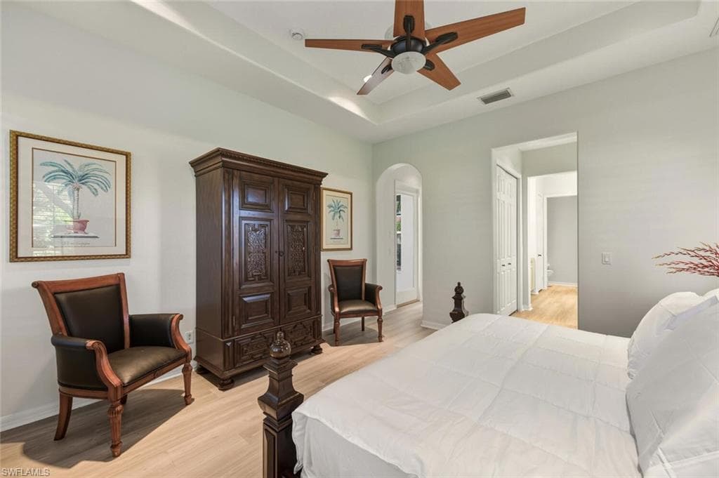 10800 Fieldfair DR, NAPLES FL 34119-19