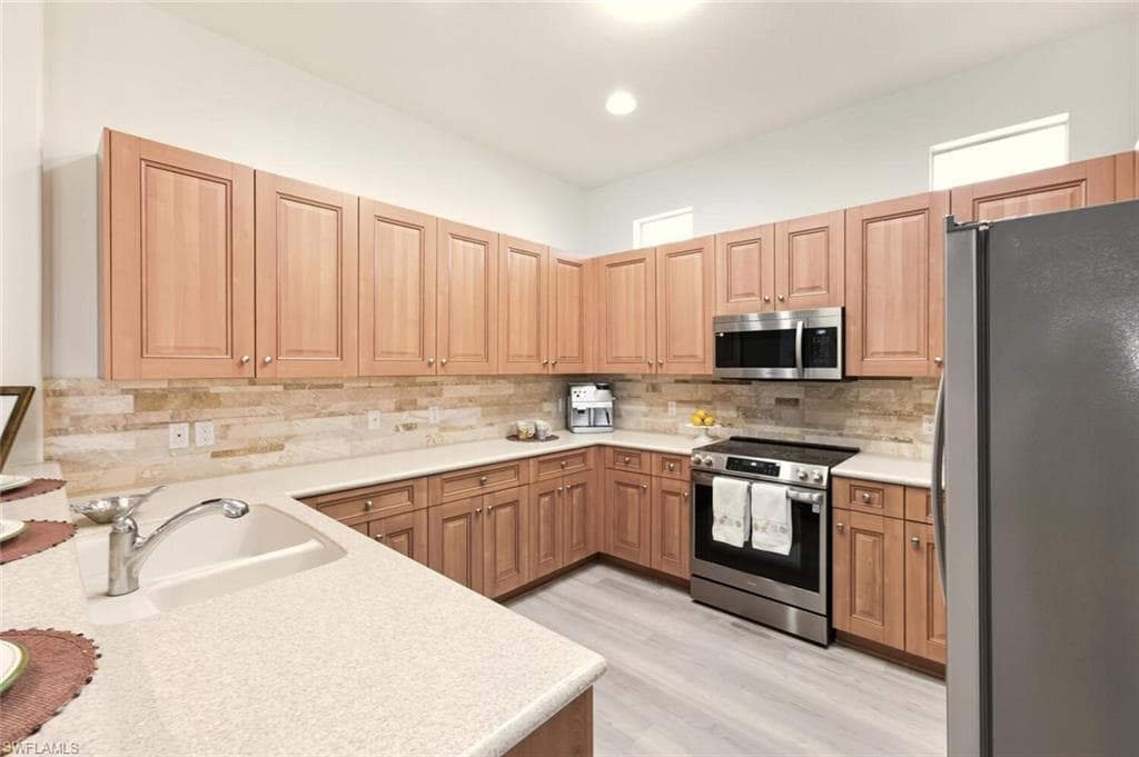 10800 Fieldfair DR, NAPLES FL 34119-9