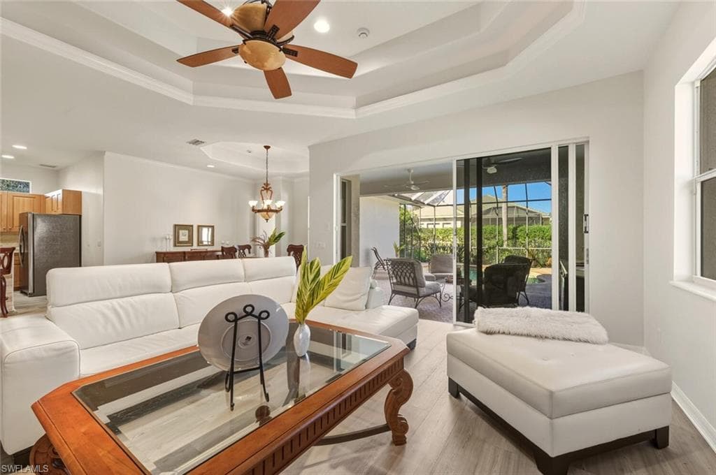 10800 Fieldfair DR, NAPLES FL 34119-28