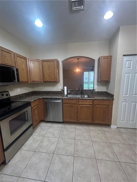 3370 Dandolo CIR, CAPE CORAL FL 33909-4