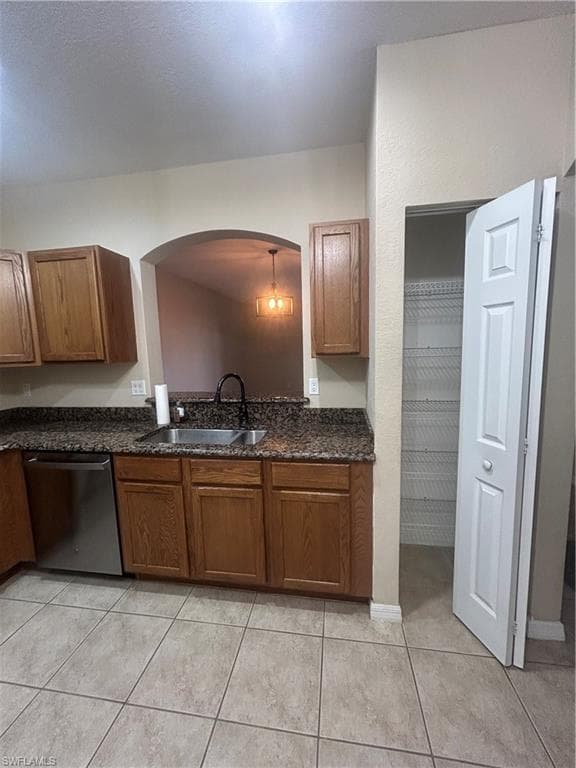 3370 Dandolo CIR, CAPE CORAL FL 33909-7