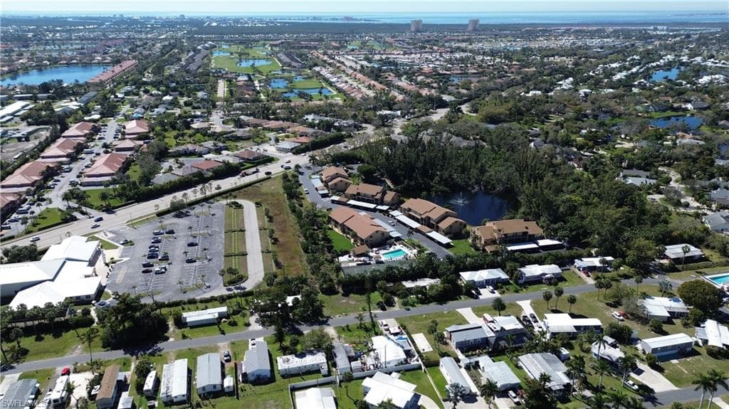 12135 Hibiscus DR, FORT MYERS FL 33908-16