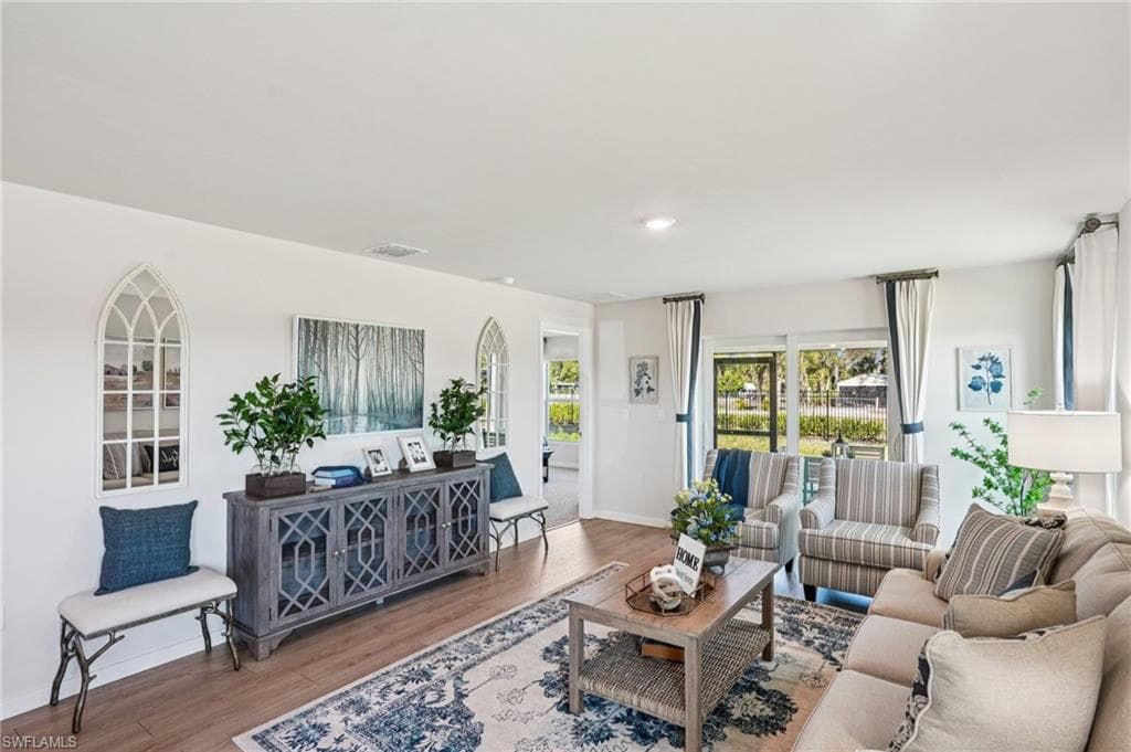 1221 BROOKLANDS DR, FORT MYERS FL 33905-5