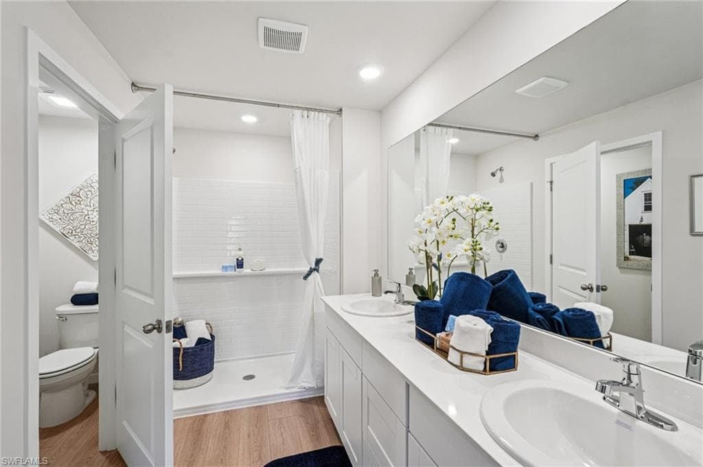 1221 BROOKLANDS DR, FORT MYERS FL 33905-25