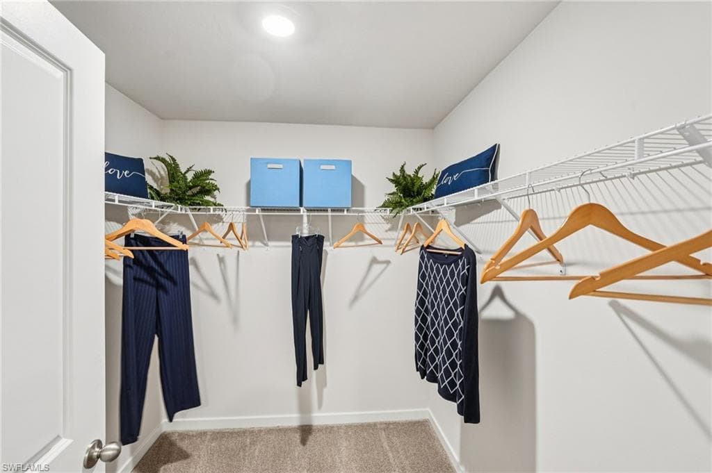 1221 BROOKLANDS DR, FORT MYERS FL 33905-27