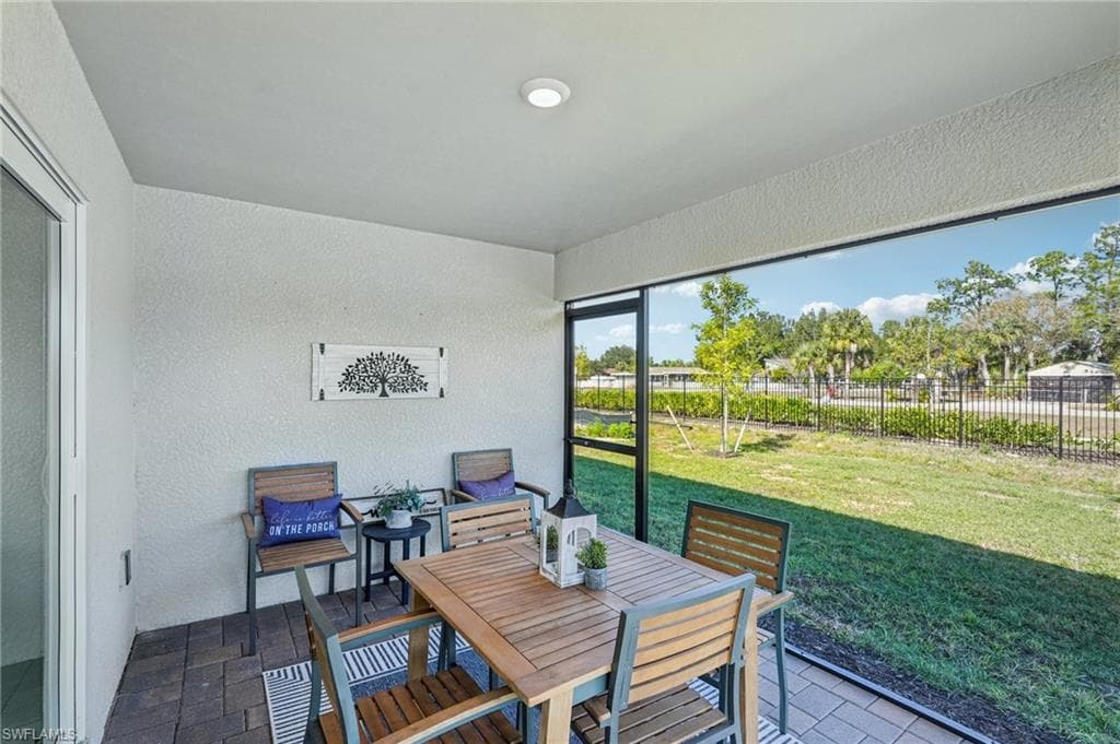 1221 BROOKLANDS DR, FORT MYERS FL 33905-30