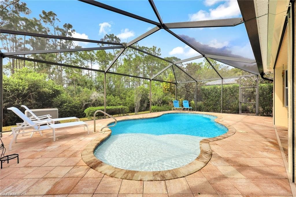 7655 Martino CIR, NAPLES FL 34112-26