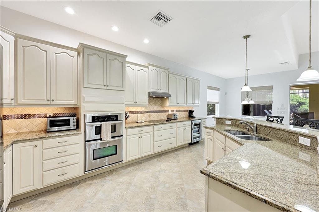 7655 Martino CIR, NAPLES FL 34112-11