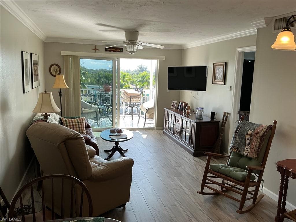 2885 Palm Beach BLVD # 408, FORT MYERS FL 33916-8