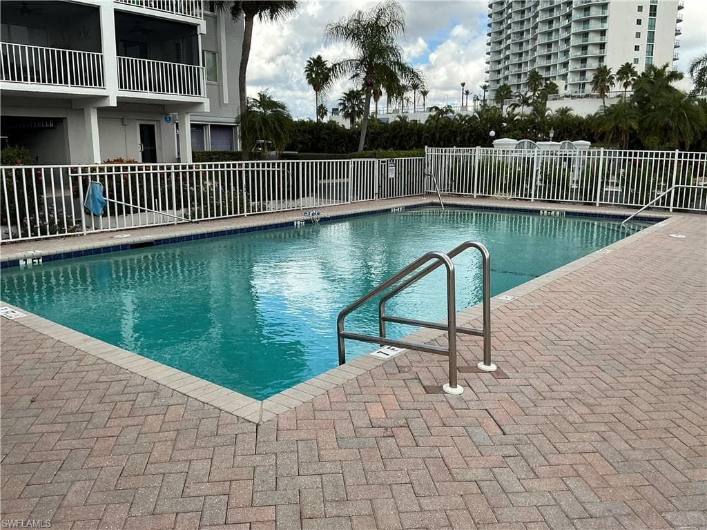 2885 Palm Beach BLVD # 408, FORT MYERS FL 33916-32