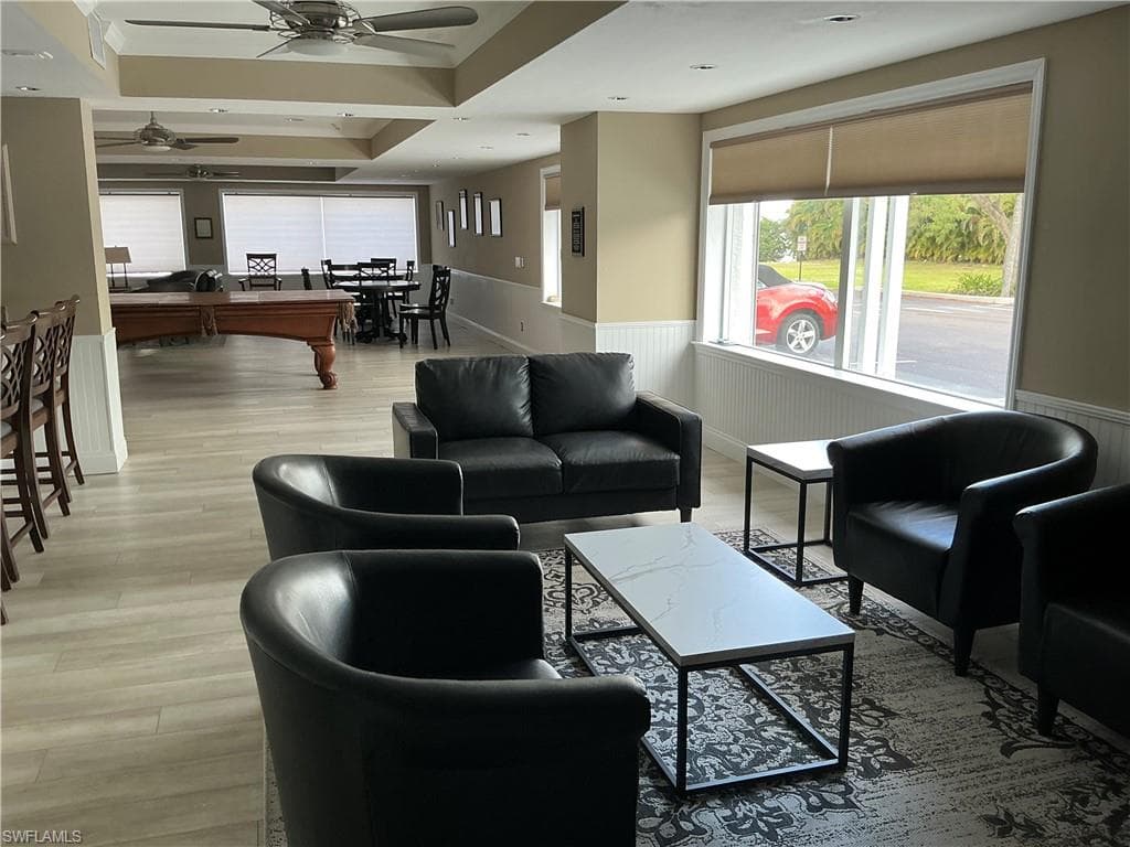 2885 Palm Beach BLVD # 408, FORT MYERS FL 33916-31