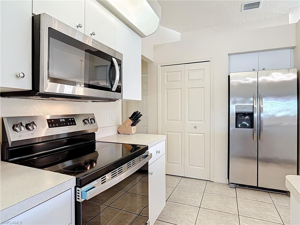 103 Wahoo DR, ROTONDA WEST FL 33947-5