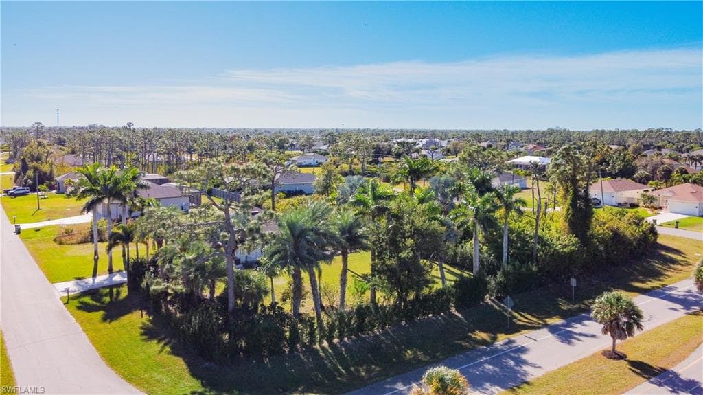 103 Wahoo DR, ROTONDA WEST FL 33947-2