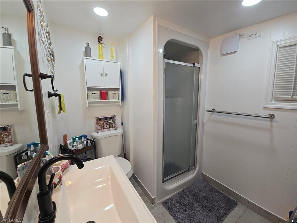 9 Moonstone CIR, NAPLES FL 34112-22