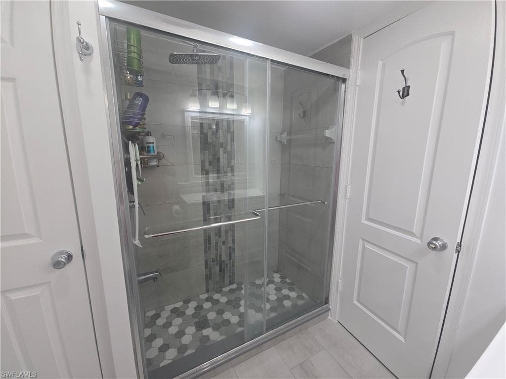 9 Moonstone CIR, NAPLES FL 34112-18