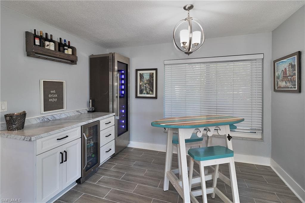 2376 Armour DR, DUNEDIN FL 34698-8