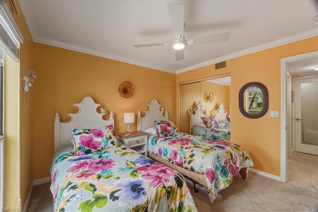 845 Gulf Pavilion DR # 102, NAPLES FL 34108-25