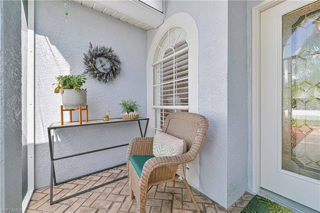 21593 Windham RUN, ESTERO FL 33928-9