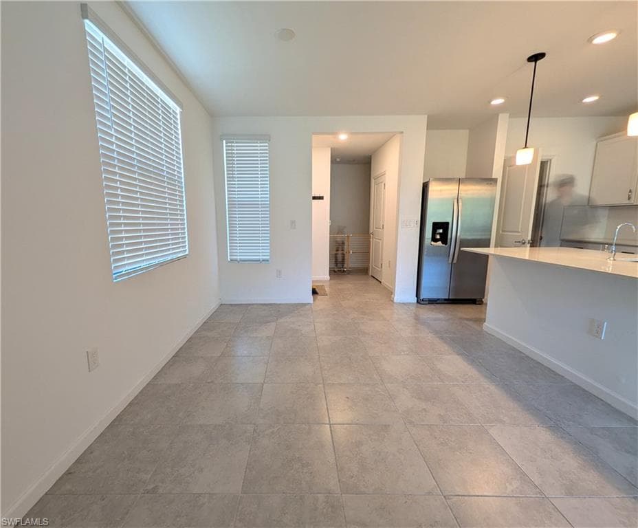 1437 Weeping Willow CT, CAPE CORAL FL 33909-8