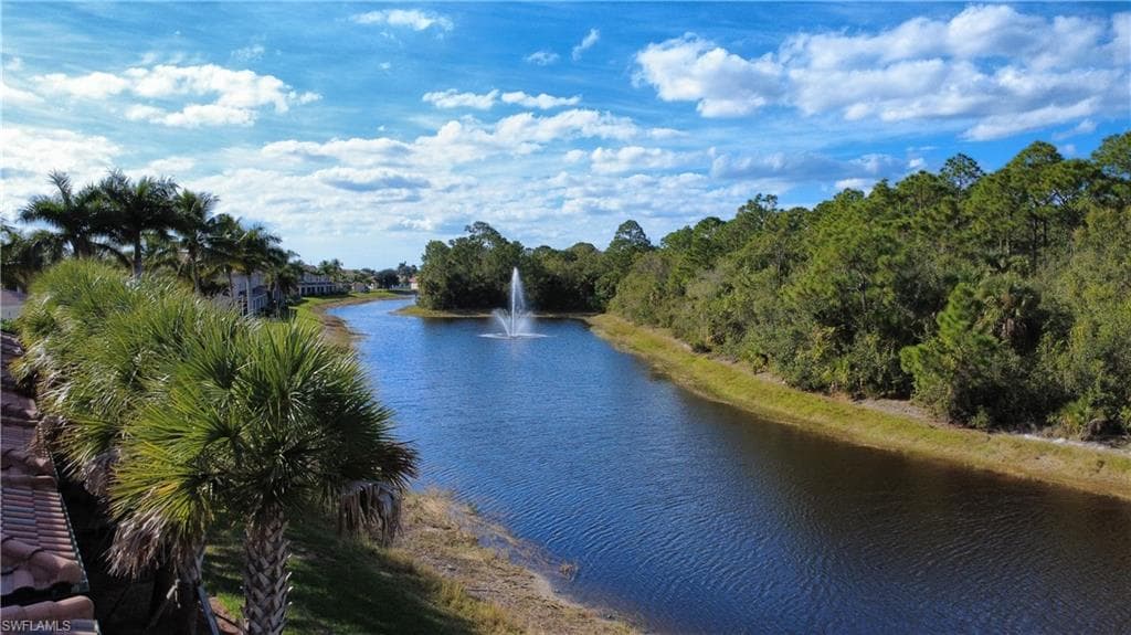 1437 Weeping Willow CT, CAPE CORAL FL 33909-3