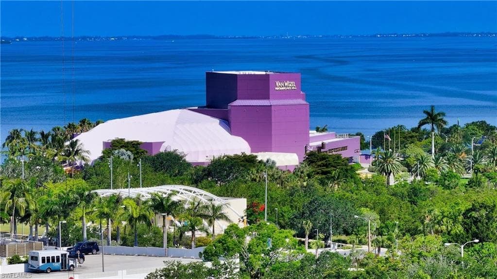 65 S Palm AVE # 1205, SARASOTA FL 34236-20