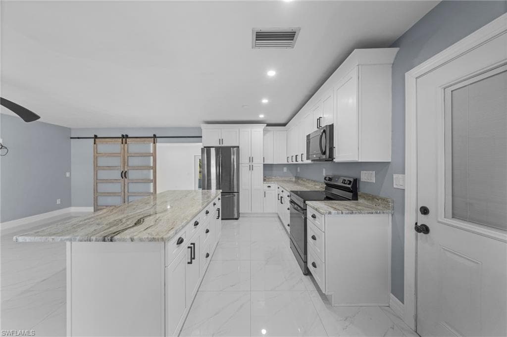 1956 Indian Creek DR, NORTH FORT MYERS FL 33917-7