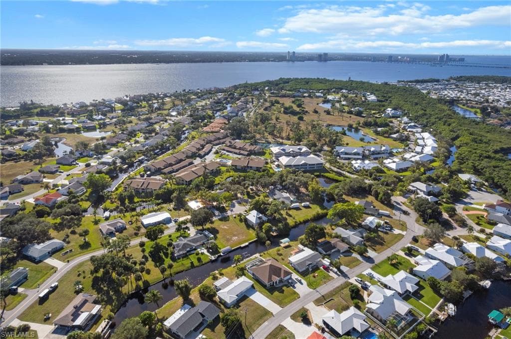 1956 Indian Creek DR, NORTH FORT MYERS FL 33917-23